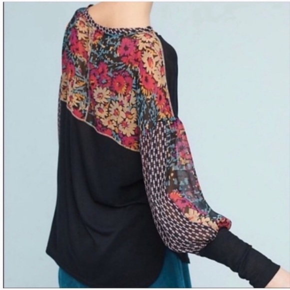 Anthropologie TINY Raye Black Floral
Sheer Sleeve Top Boho Round Neck Sz M - Picture 3 of 15